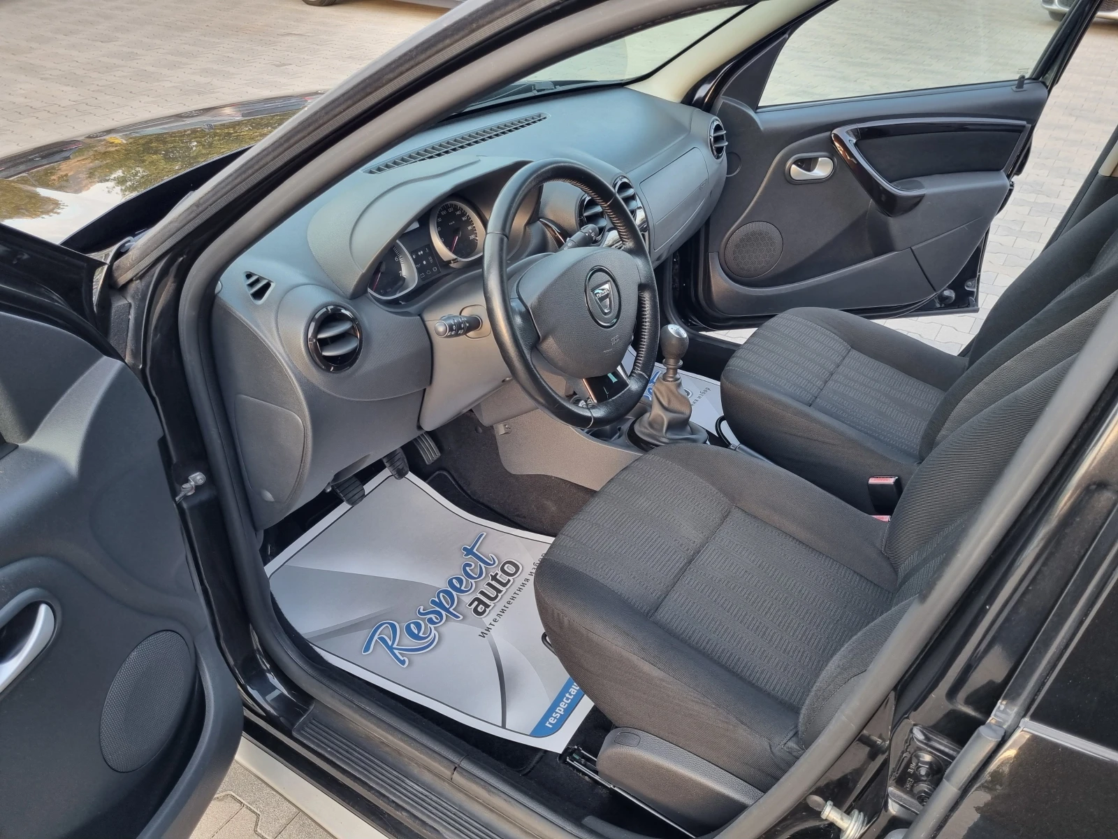 Dacia Duster 4Х4= 1.5DCi-110ps 6 СКОРОСТИ= НОВ СЪЕДИНИТЕЛ! - изображение 7