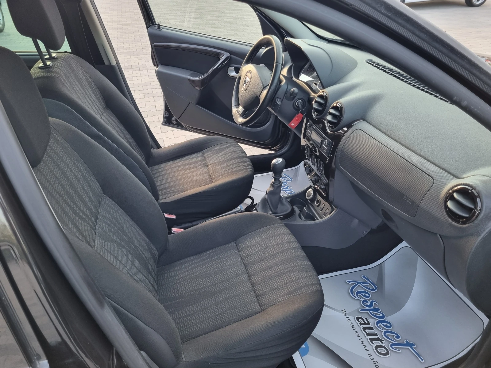 Dacia Duster 4Х4= 1.5DCi-110ps 6 СКОРОСТИ= НОВ СЪЕДИНИТЕЛ! | Mobile.bg — изображение 15
