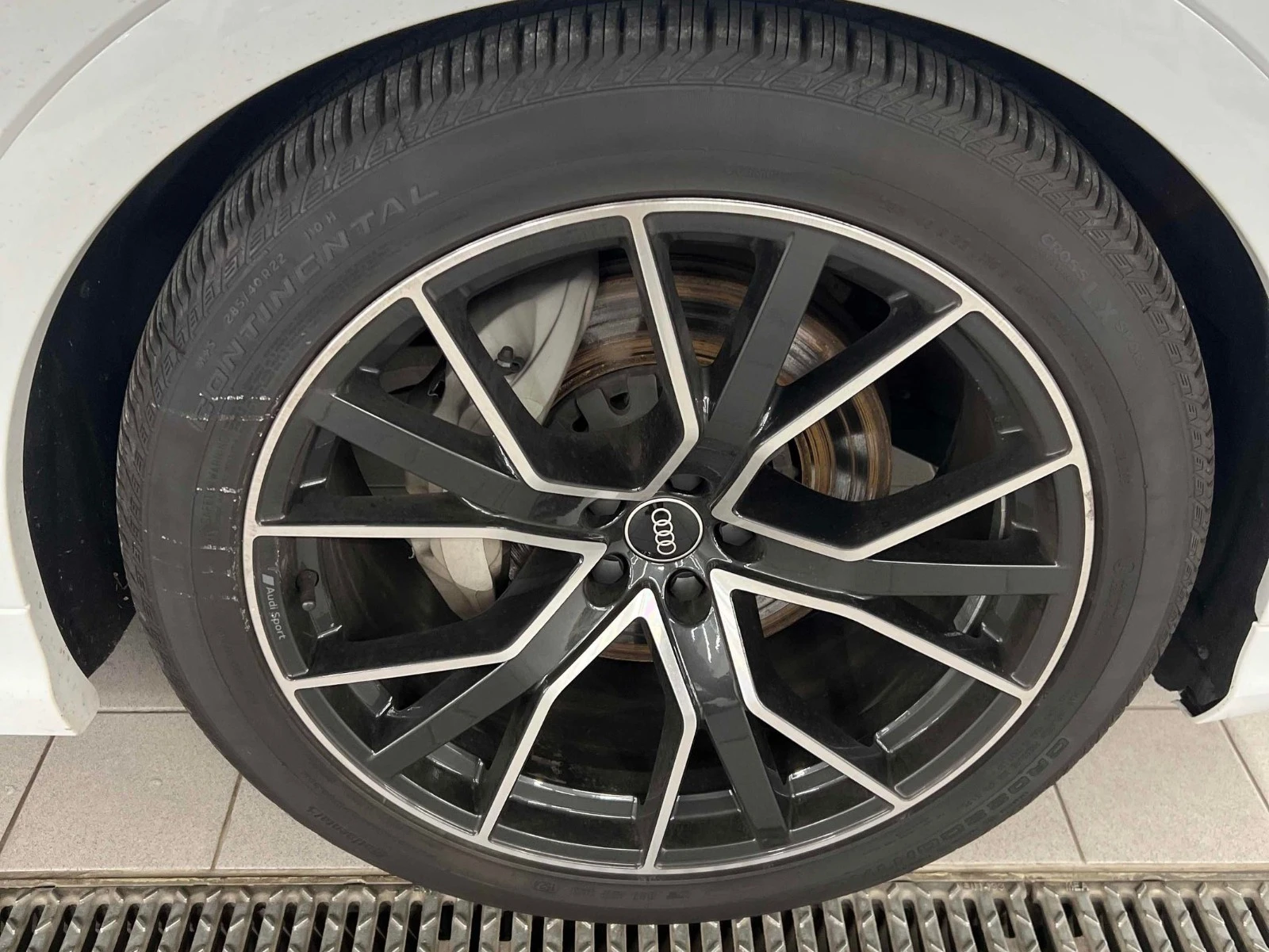 Audi Q8 CARFAX    | Mobile.bg   12