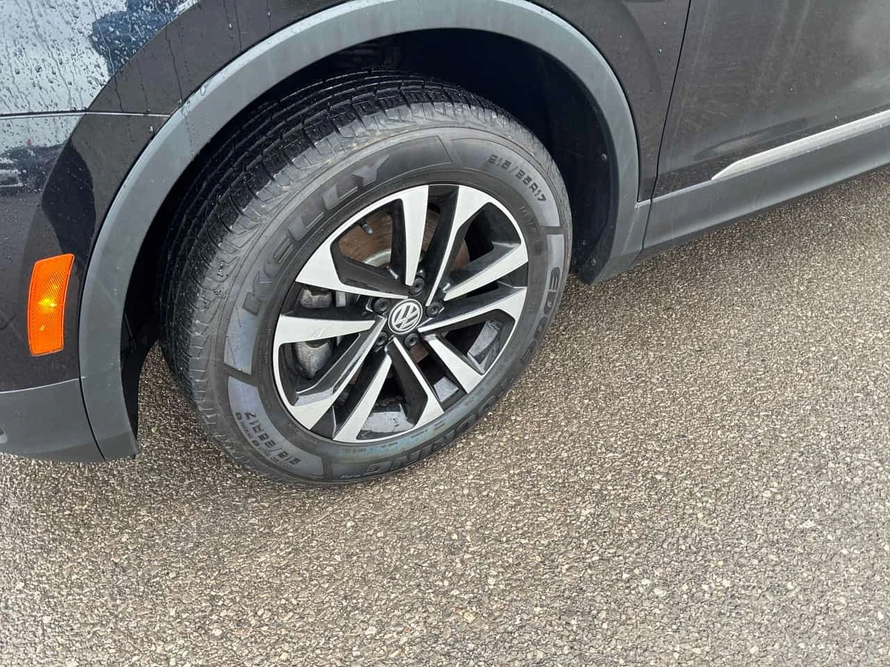 VW Tiguan * 4MOTION * CARFAX * ЦЕНА ДО БГ, снимка 6 - Автомобили и джипове - 53740498