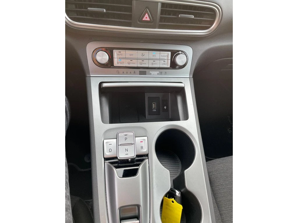 Hyundai Kona 64 kWh Fashion, снимка 8 - Автомобили и джипове - 53795103