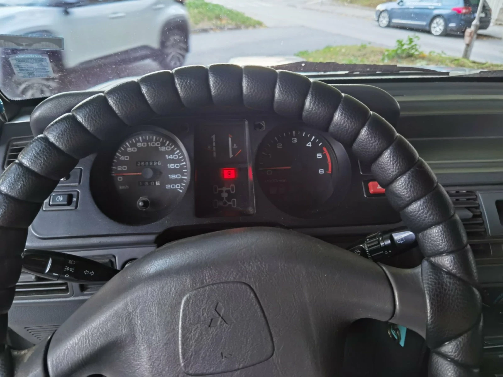Mitsubishi Pajero, снимка 3 - Автомобили и джипове - 54442310