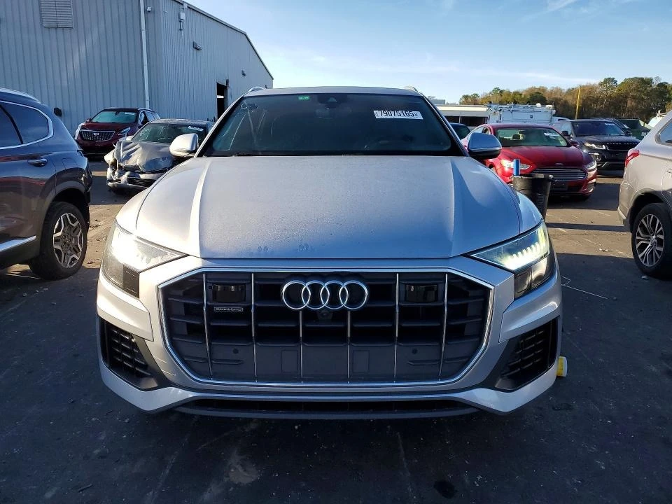 Audi Q8, снимка 5 - Автомобили и джипове - 54599651