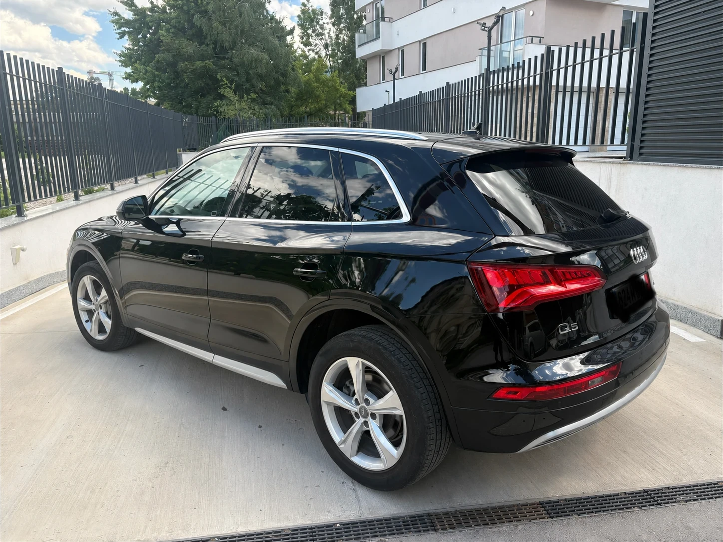 Audi Q5  PREMIUM PLUS , снимка 2 - Автомобили и джипове - 55290515