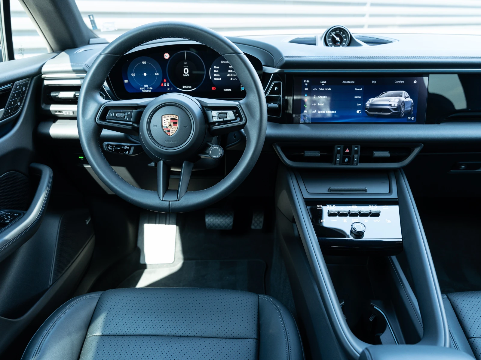 Porsche Macan 4, снимка 8 - Автомобили и джипове - 54868926