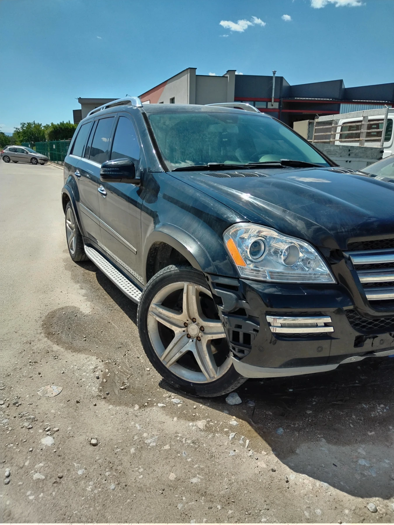 Mercedes-Benz GL 550, снимка 8 - Автомобили и джипове - 55244677