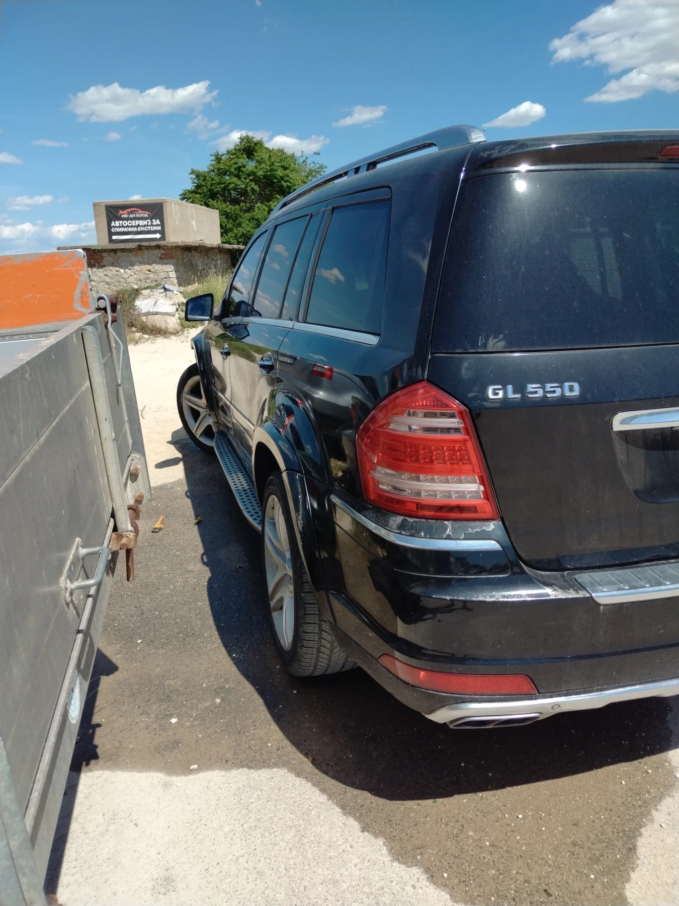 Mercedes-Benz GL 550, снимка 2 - Автомобили и джипове - 55244677