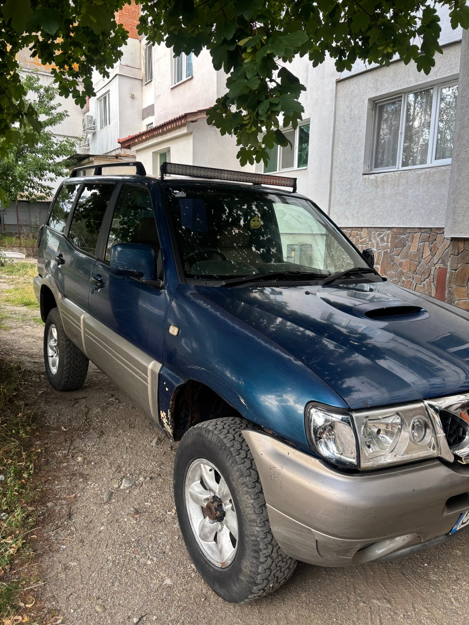 Nissan Terrano 2.7 ТДИ, снимка 4 - Автомобили и джипове - 55397255