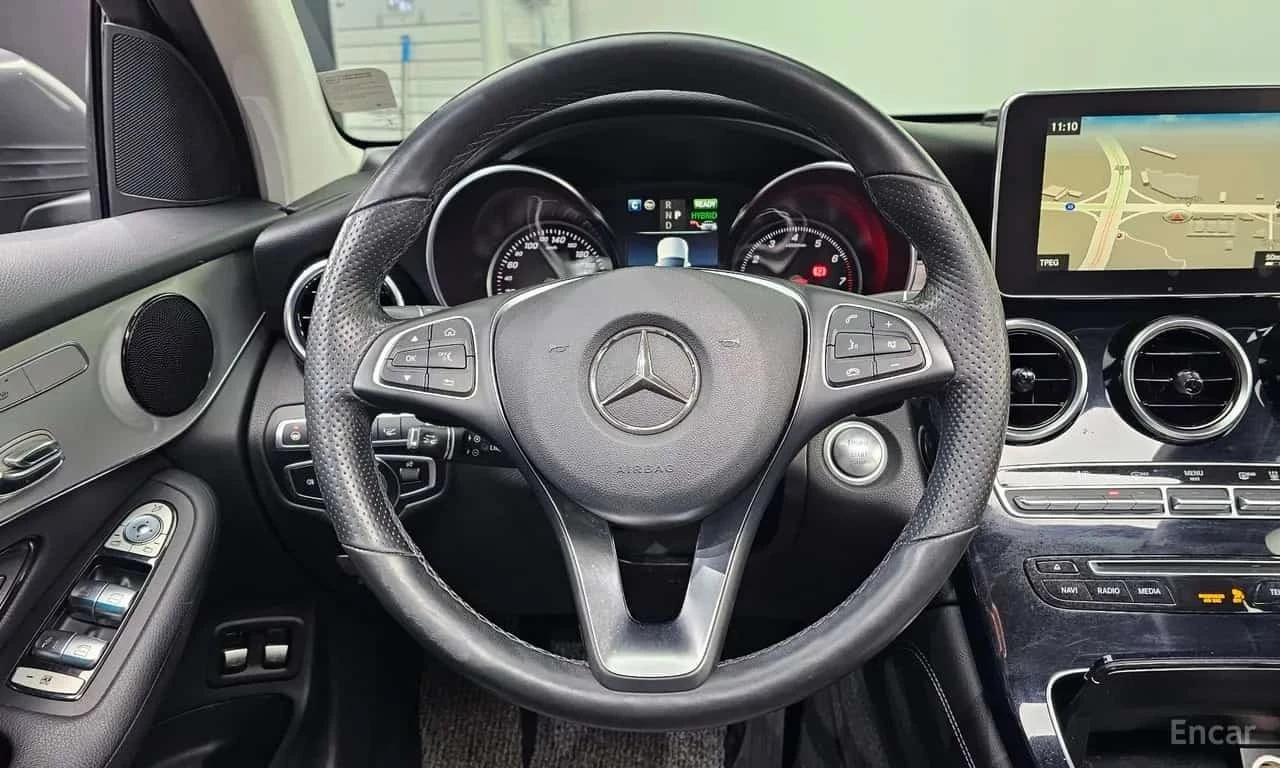 Mercedes-Benz GLC * GLC350e 4MATIC Premium * ЦЕНА ДО БГ, снимка 13 - Автомобили и джипове - 56214261