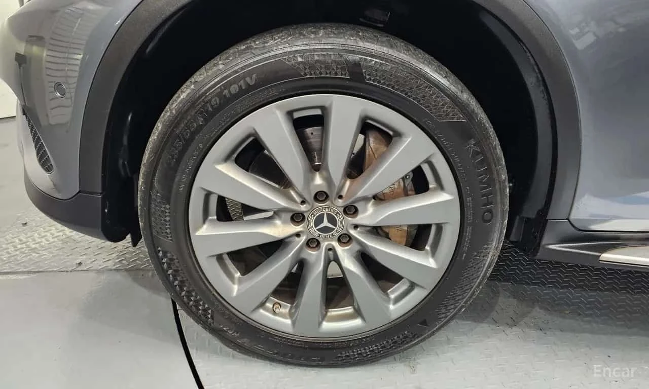 Mercedes-Benz GLC * GLC350e 4MATIC Premium * ЦЕНА ДО БГ, снимка 5 - Автомобили и джипове - 56214261