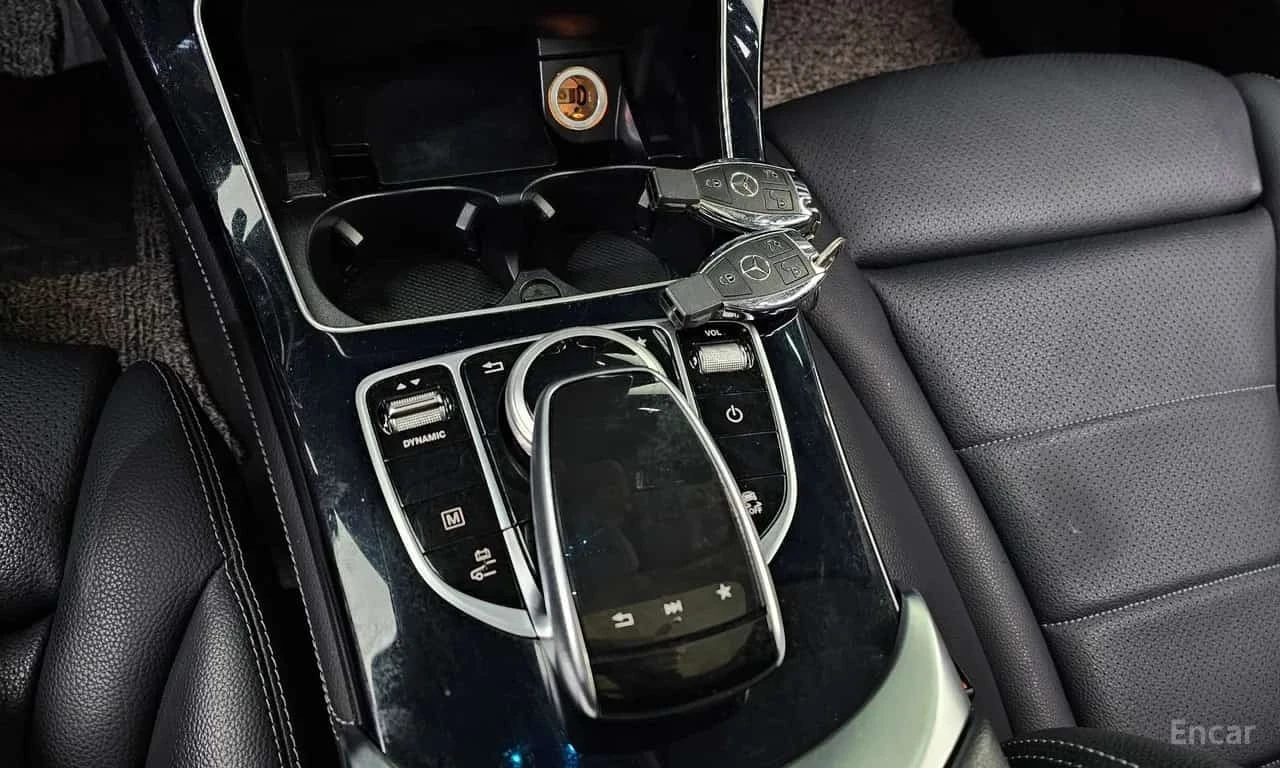 Mercedes-Benz GLC * GLC350e 4MATIC Premium * ЦЕНА ДО БГ, снимка 17 - Автомобили и джипове - 56214261