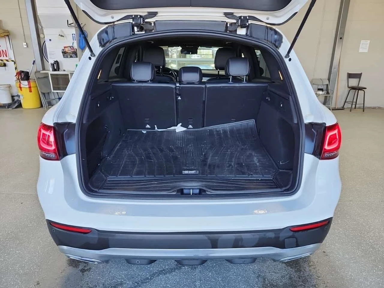 Mercedes-Benz GLC * 300 * CARFAX * , снимка 14 - Автомобили и джипове - 56300891