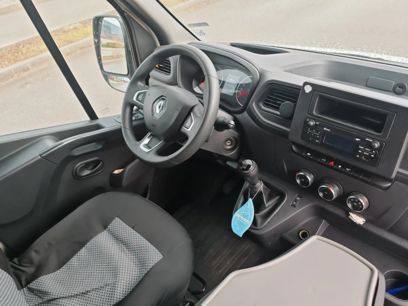 Renault Master 2, 3 DCi 2+ 1 места легло/печка, снимка 11 - Бусове и автобуси - 52999848