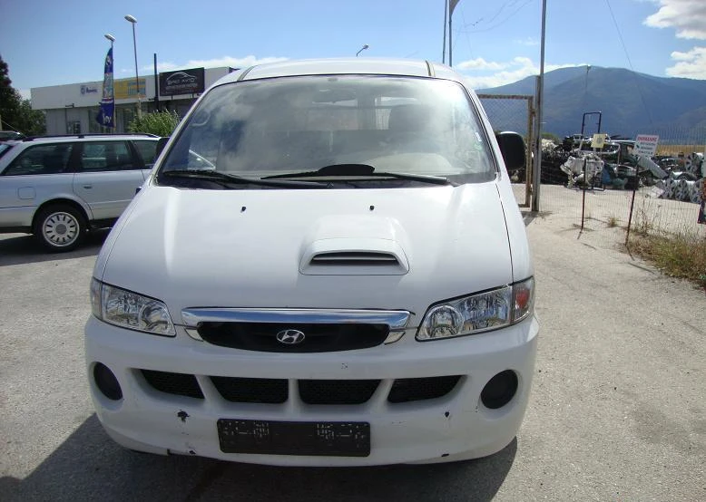 Hyundai H НА ЧАСТИ, снимка 2 - Бусове и автобуси - 4003591