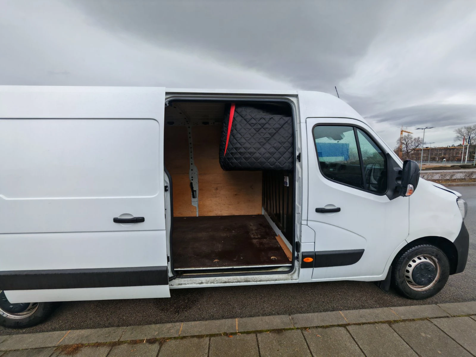 Renault Master 2, 3 DCi 2+ 1 места легло/печка - изображение 5