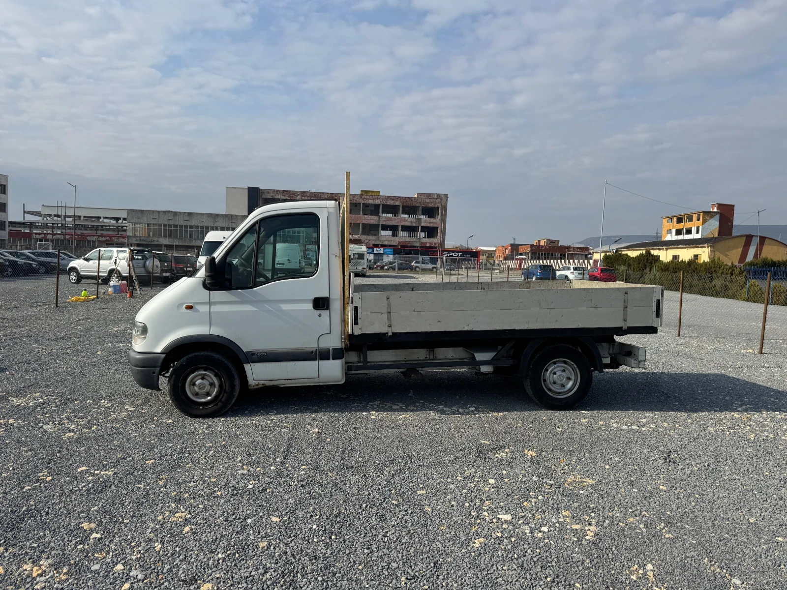 Opel Movano 2.8ТДИ БЕЗ ТОЧКА РЪЖДА, снимка 8 - Бусове и автобуси - 53869574