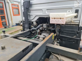 Nissan Atleon Категория б, снимка 11