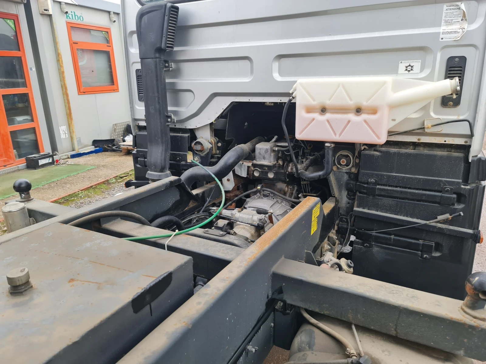 Nissan Atleon ��������� � | Mobile.bg � ����������� 11