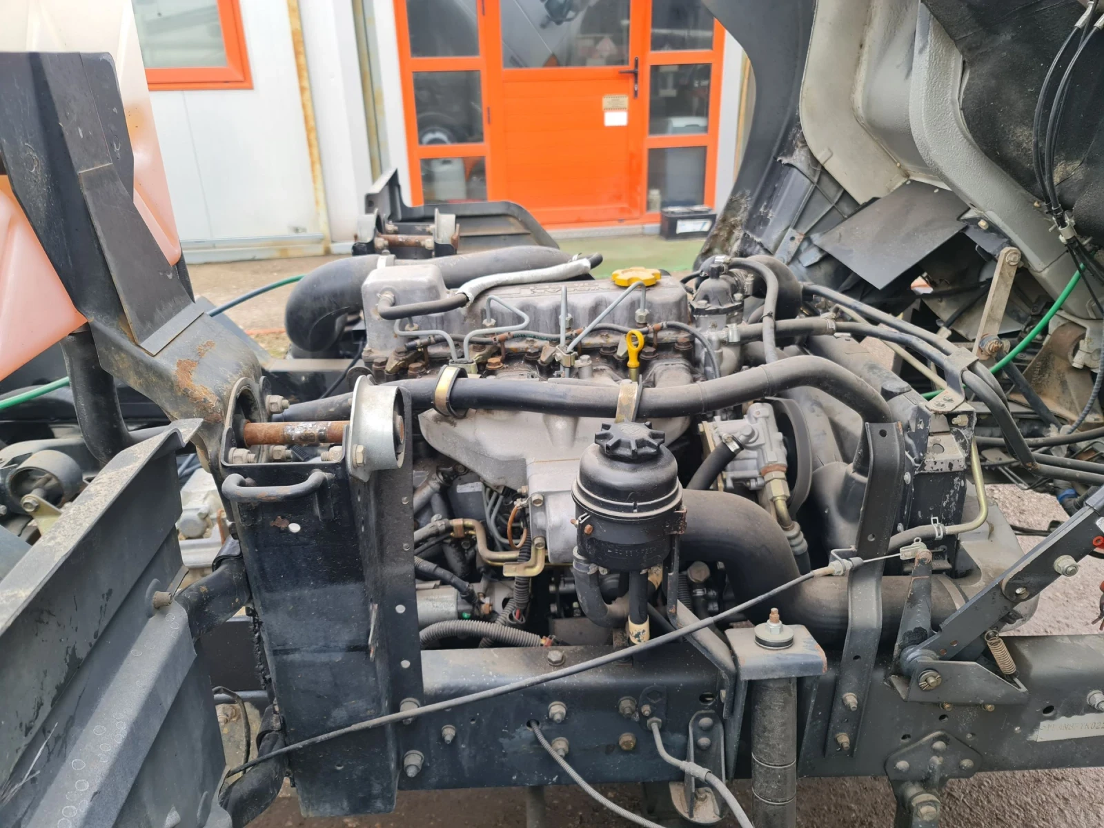 Nissan Atleon ��������� � | Mobile.bg � ����������� 15