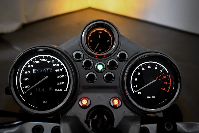 BMW R 1100R, снимка 9 - Мотоциклети и мототехника - 51818417