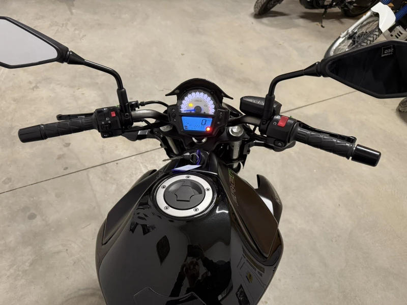 Kawasaki ER, снимка 13 - Мотоциклети и мототехника - 52692208