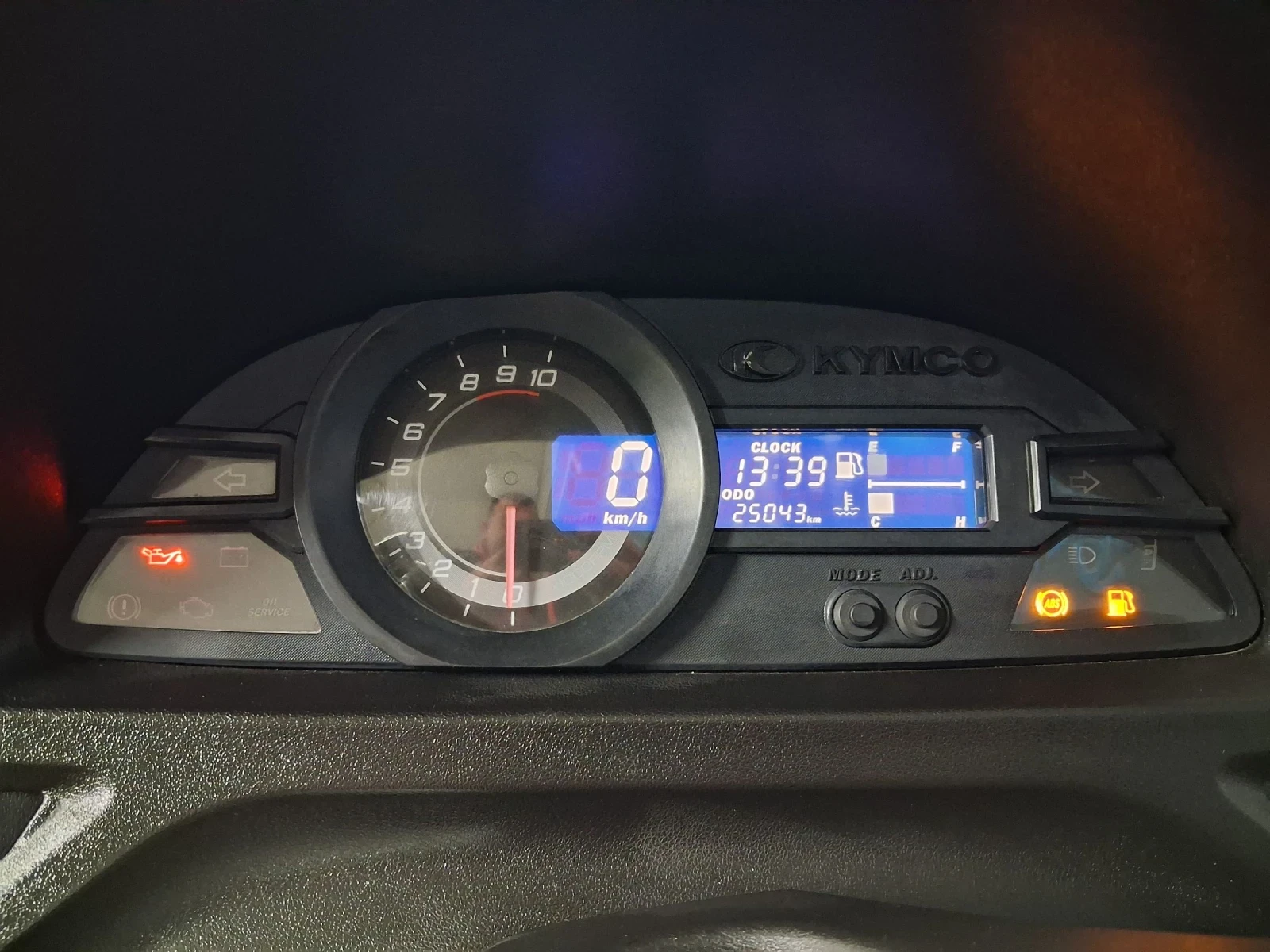 Kymco Xciting 400i LED ABS, снимка 10 - Мотоциклети и мототехника - 54032922