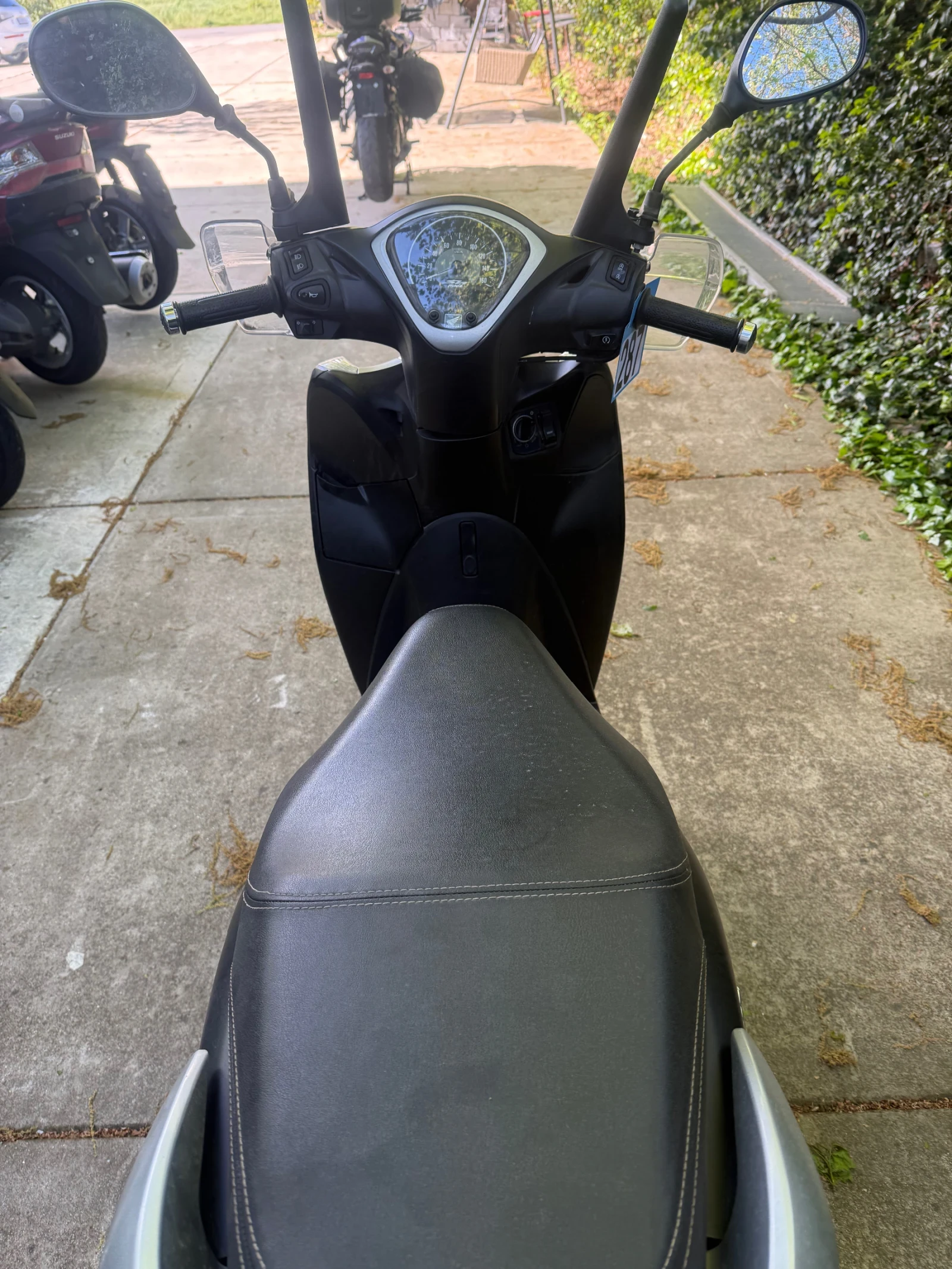 Honda Sh 125 2024 8000km, снимка 5 - Мотоциклети и мототехника - 54375403