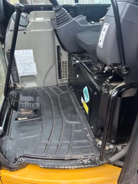 Багер Cat 303CR, снимка 5