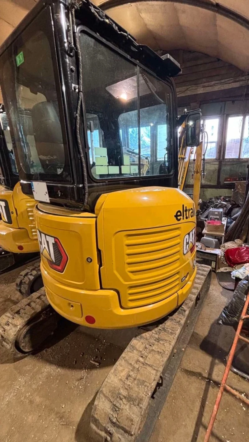 Багер Cat 303CR, снимка 2 - Индустриална техника - 53141352