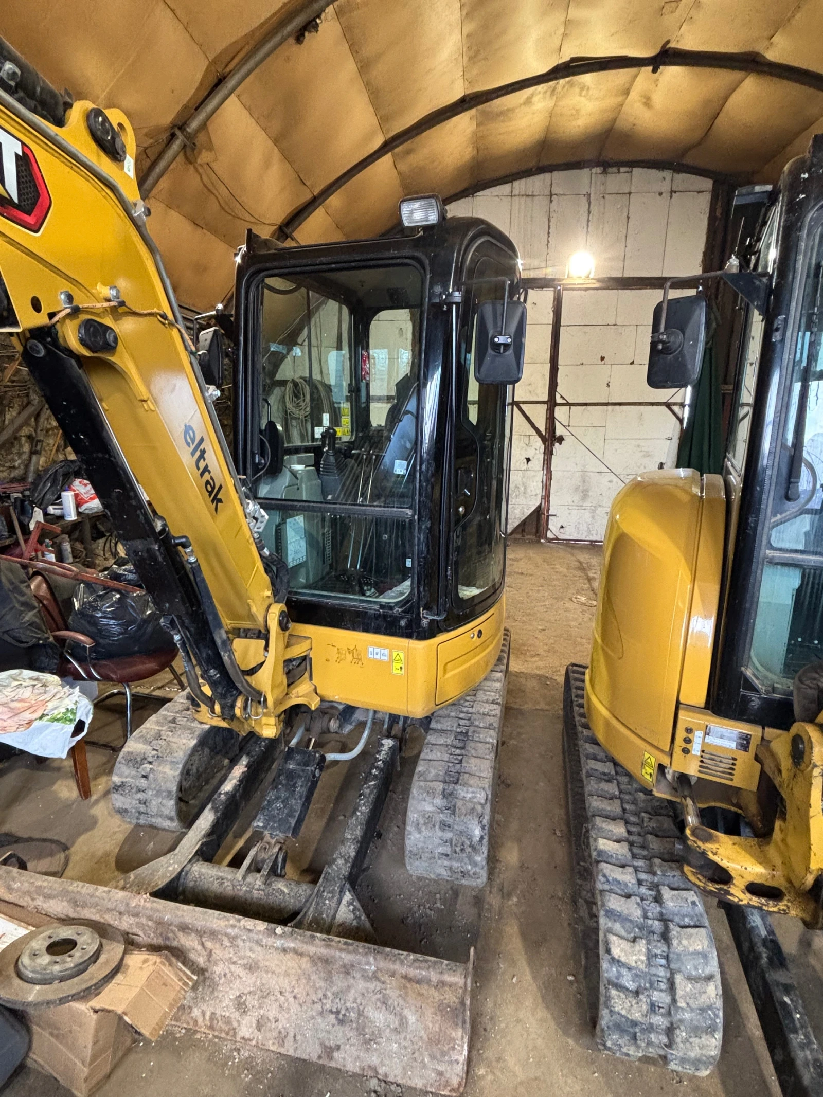 ����� Cat 303CR | Mobile.bg � ����������� 12