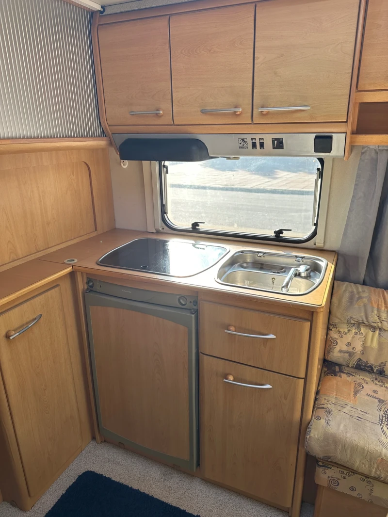 Каравана Knaus Sudwind 2008, снимка 12 - Каравани и кемпери - 51738778