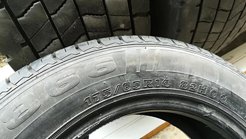 Гуми Летни 175/65R14, снимка 4 - Гуми и джанти - 25327907