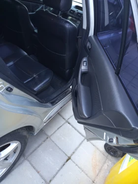Toyota Avensis, снимка 12