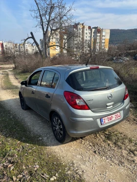 Opel Corsa - 2500 € / 4889.57 лв. - 52145835 3