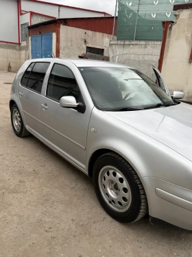 VW Golf 4 - 3000 € / 5867.49 лв. - 26200447 3