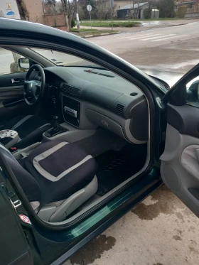 VW Passat 1.6 - 1150 € / 2249.20 лв. - 10426173 2