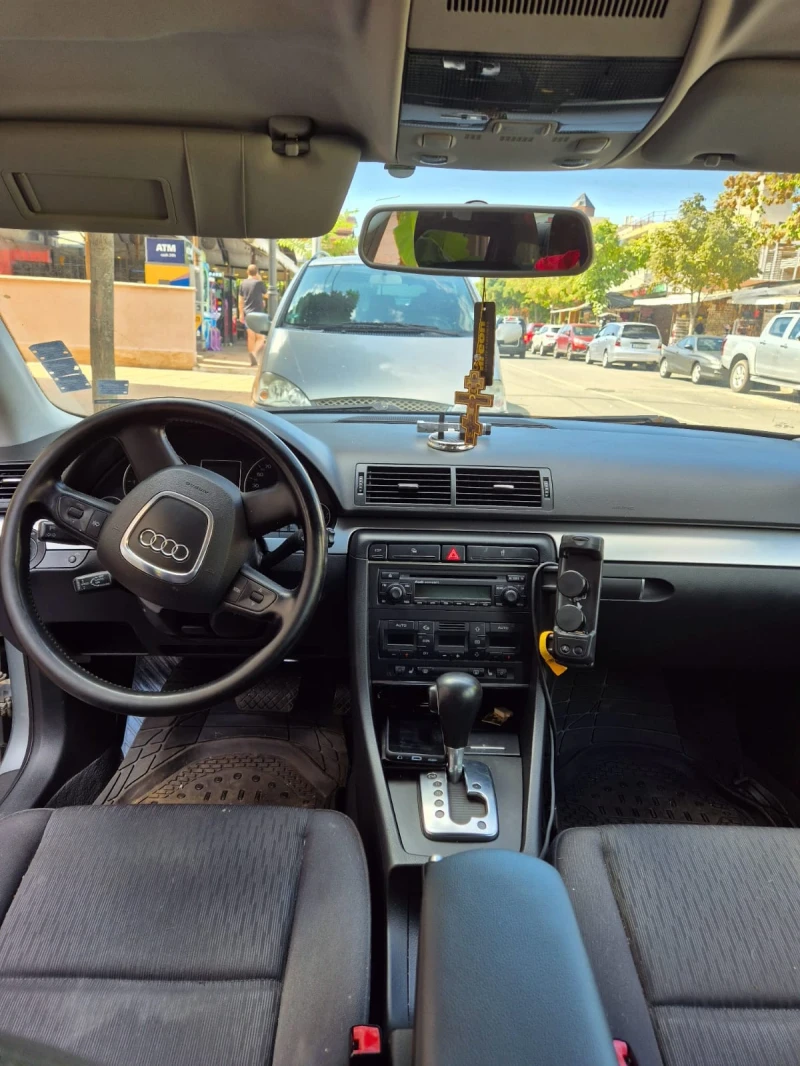 Audi A4, снимка 7 - Автомобили и джипове - 47167331