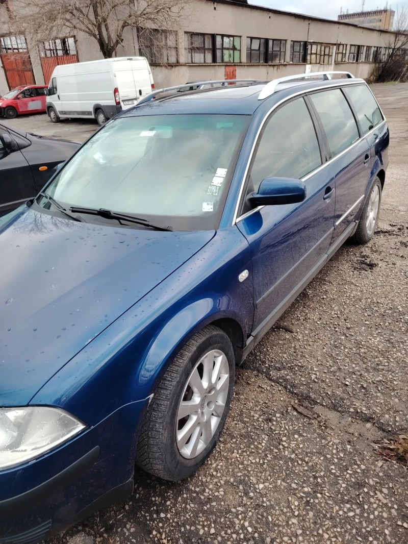 VW Passat 1.8 t, снимка 2 - Автомобили и джипове - 48312165