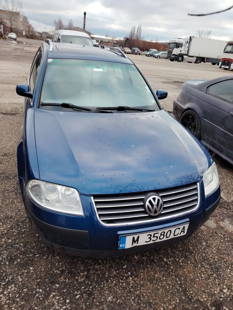 VW Passat 1.8 t, снимка 1 - Автомобили и джипове - 48312165