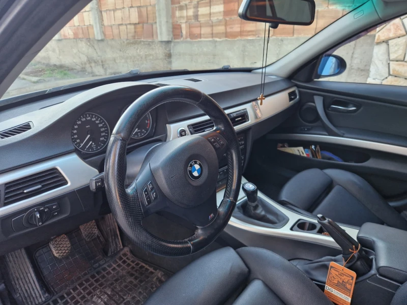 BMW 320 d, снимка 12 - Автомобили и джипове - 48467537