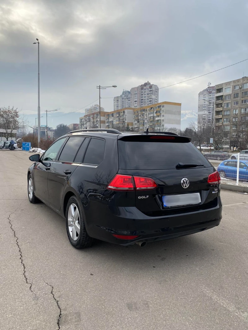 VW Golf 1.6TDI VARIANT, снимка 6 - Автомобили и джипове - 48935856