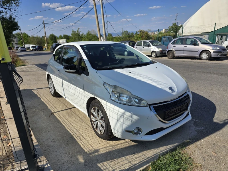 Peugeot 208 ACCESS/, снимка 3 - Автомобили и джипове - 51330303