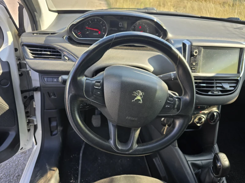 Peugeot 208 ACCESS/, снимка 9 - Автомобили и джипове - 51330303