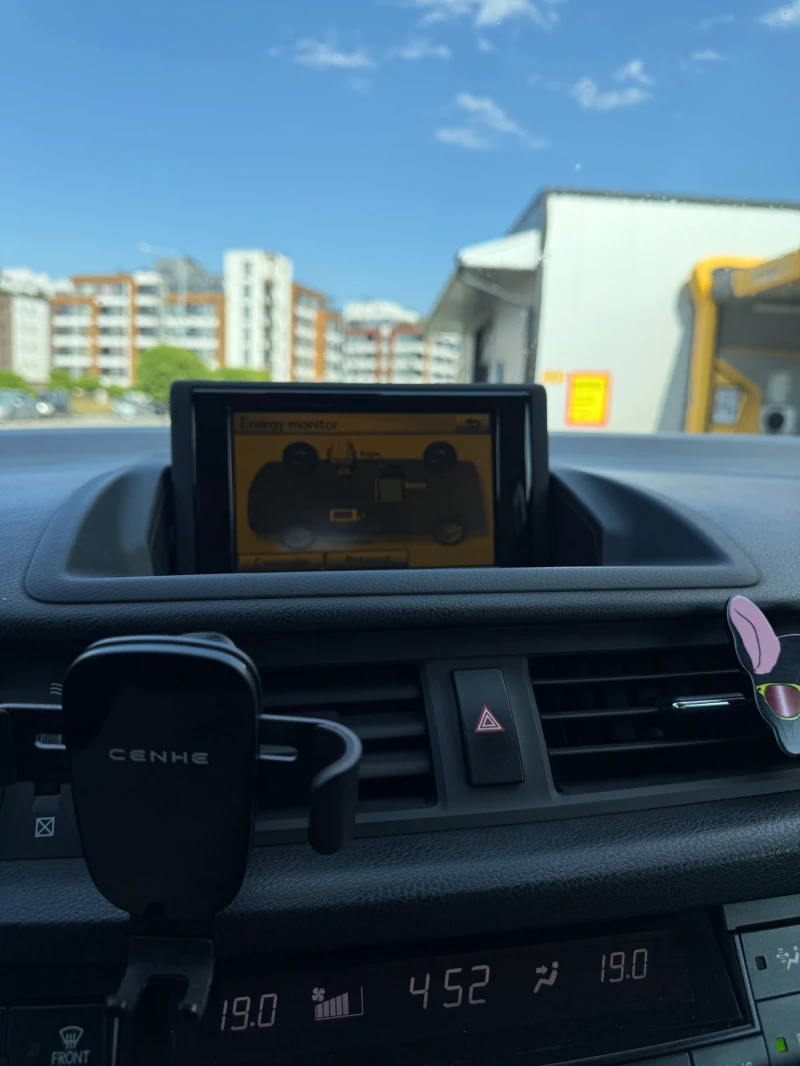 Lexus CT 200h, снимка 15 - Автомобили и джипове - 51344023