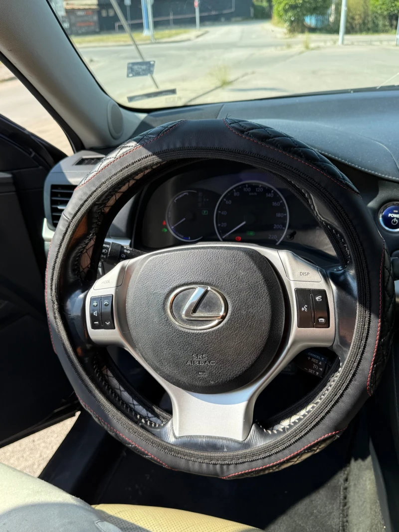 Lexus CT 200h, снимка 12 - Автомобили и джипове - 51344023