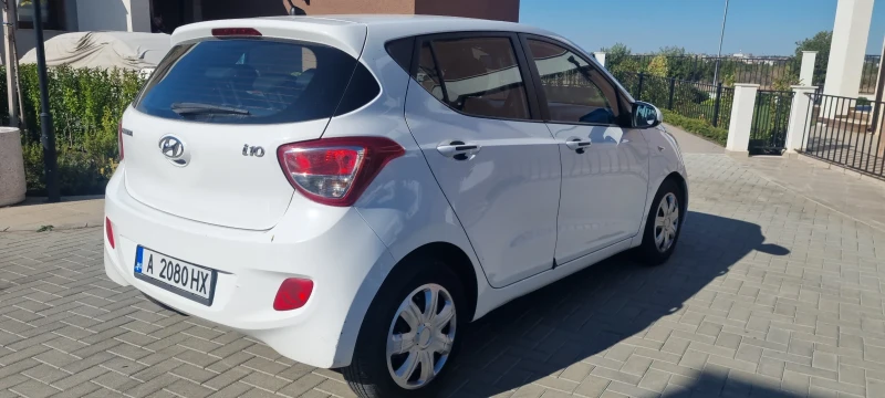 Hyundai I10 Газ-Бензин, снимка 3 - Автомобили и джипове - 51691442