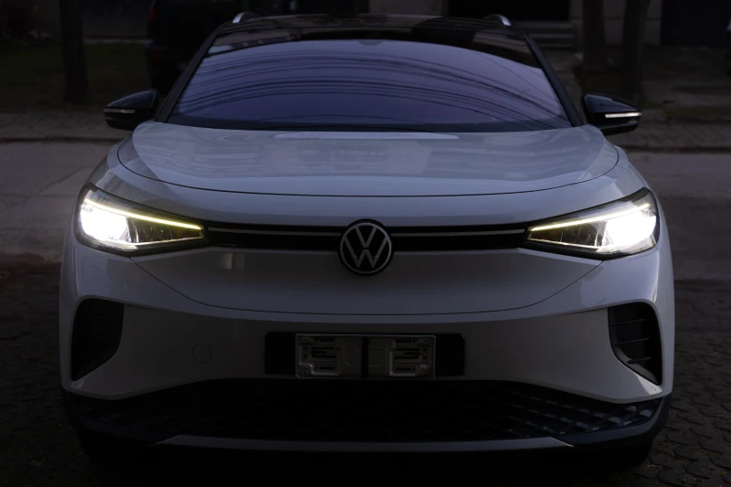 VW ID.4 1ST Edition, снимка 11 - Автомобили и джипове - 52805095
