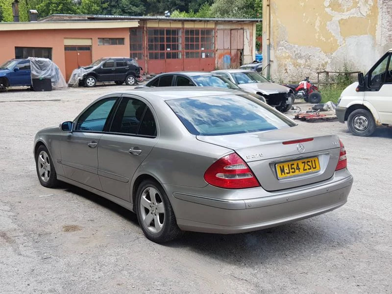 Mercedes-Benz E 270 12бр. W211  270CDI 177k. c. E200CDI 122k. c.   220, снимка 13 - Автомобили и джипове - 24017953