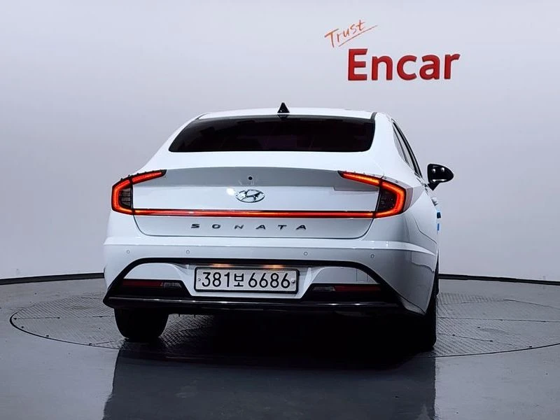 Hyundai Sonata 2.0i* PREMIUM* НАЙ-ДОБРА ЦЕНА В БЪЛГАРИЯ, снимка 4 - Автомобили и джипове - 54725089