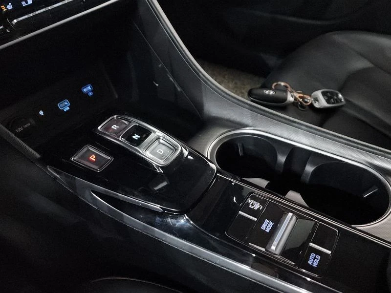 Hyundai Sonata 2.0i* PREMIUM* НАЙ-ДОБРА ЦЕНА В БЪЛГАРИЯ, снимка 9 - Автомобили и джипове - 54725089